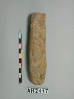 藏品(長條形石錘)的圖片